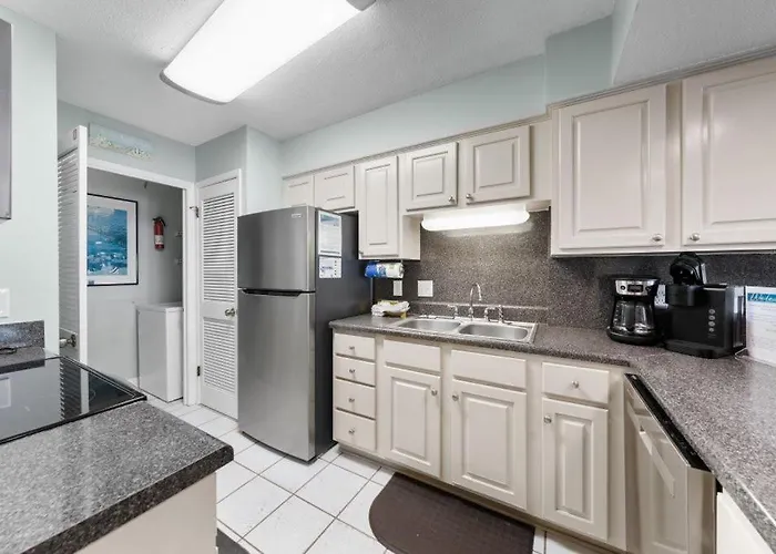 Boardwalk 383 Apartment
